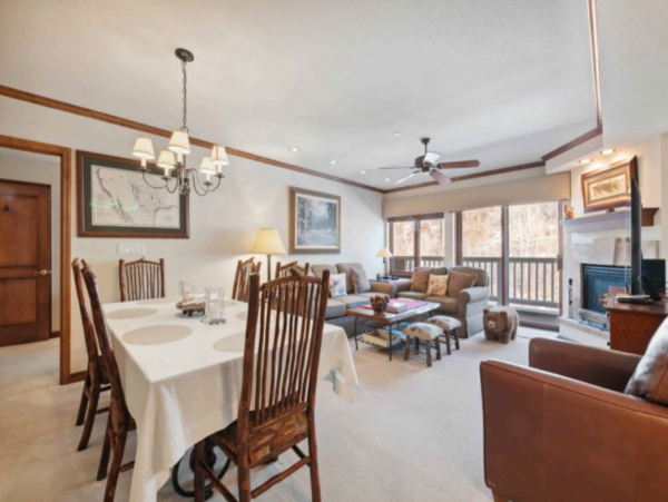 Cozy Mountain Retreat in the Heart of Beaver Creek with Stunning Views and Prime Location